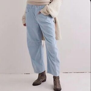 We The Free Good Luck Mid Rise Barrel Corduroy Jeans in Niagara Mist NWOT 32